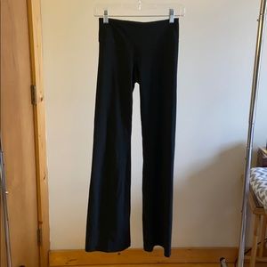 Black yoga pants Under Armour